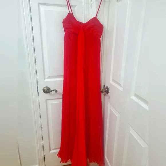Marciano hotsell red dress